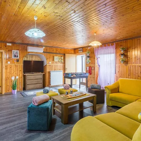 3 Bedroom Awesome In