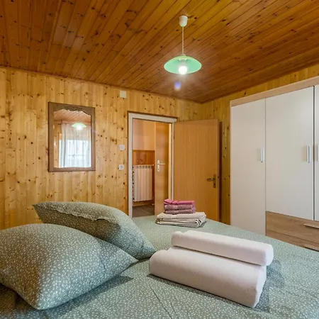 3 Bedroom Awesome In *