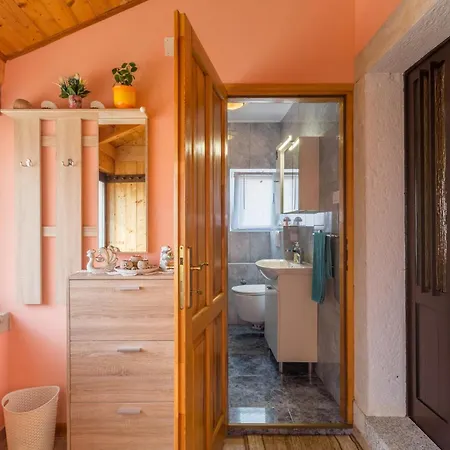 Apartman 3 Bedroom Awesome In *