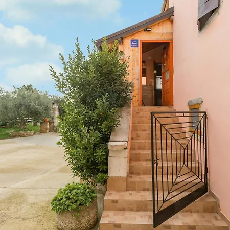 3 Bedroom Awesome In