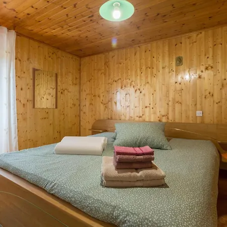 3 Bedroom Awesome In Apartman